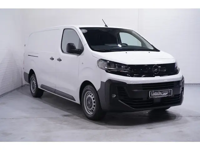 Opel Vivaro 2.0 Diesel 145 pk L3 Automaat Navi, Camera Nwe Model, Laadruimte Pakket, PDC achter, 3-Z...
