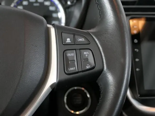 Suzuki S-Cross