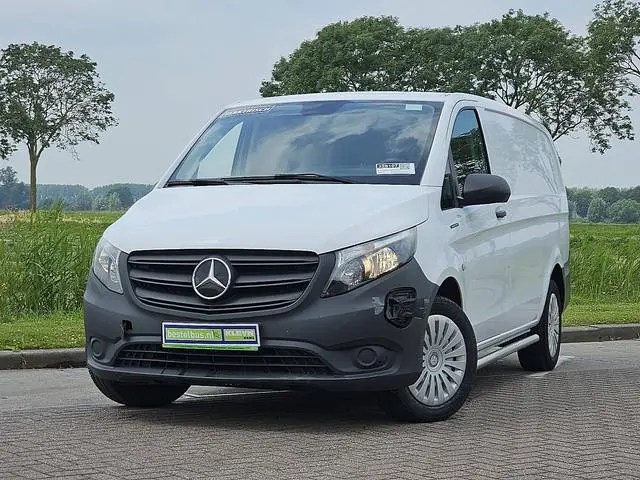MERCEDES-BENZ EVITO 66kwh wltp 292 kms
