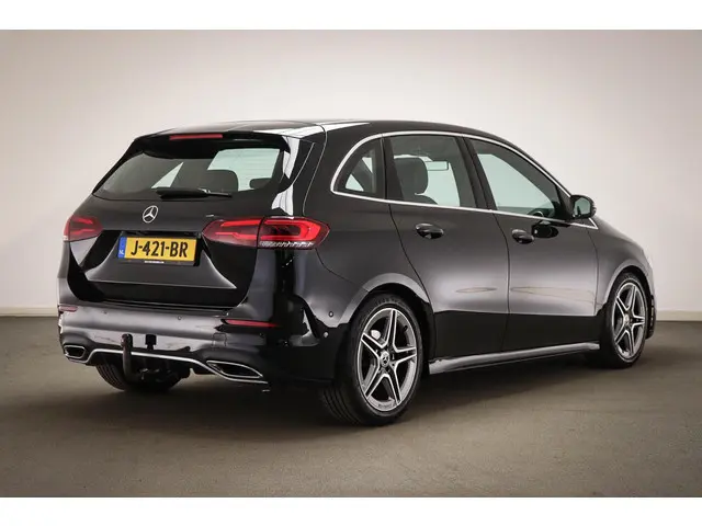 Mercedes-Benz B-klasse 180 Business Solution AMG | HALF LEDER | STOELVERWARMING | APPLE | CAMERA | T...