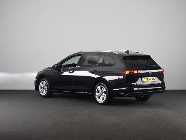 Volkswagen Golf Variant 1.0 eTSI Life | 110 pk Automaat (DSG) | Verlengde garantie | Navigatie | Par...