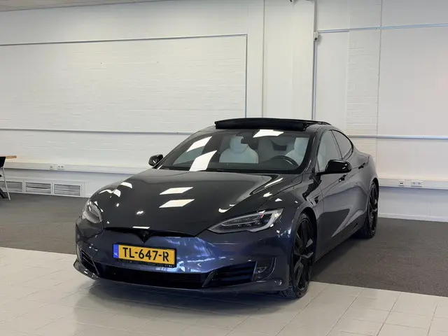 Tesla Model S