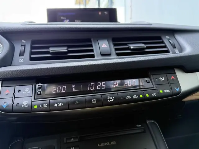 Lexus CT