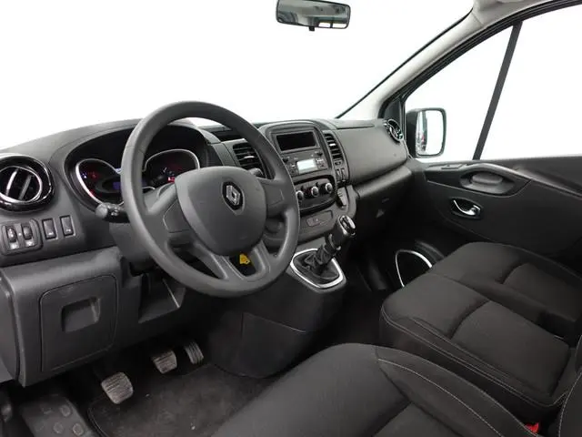 Renault Trafic Passenger 2.0 dCi 120 L2H1 9persoons PERSONENBUS incl. BTW/ incl. BPM Airco Bluetooth...
