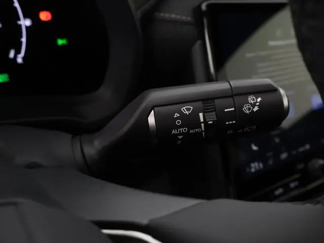 Lexus LBX