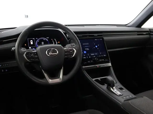 Lexus LBX