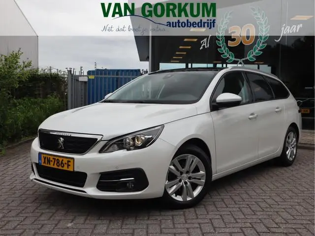 Peugeot 308 SW 1.2 PureTech Blue Lease Executive Navi / Climate / Pano / Pdc / Elekramen / Distribut...