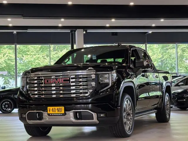 GMC Sierra