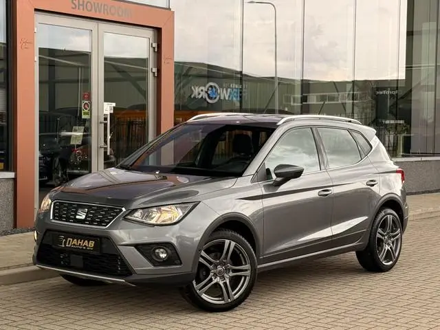 SEAT Arona 1.0 TSI Xcellence Business Intense | Stoelverwarming | Cruise | Half Leder | Apple Carpla...
