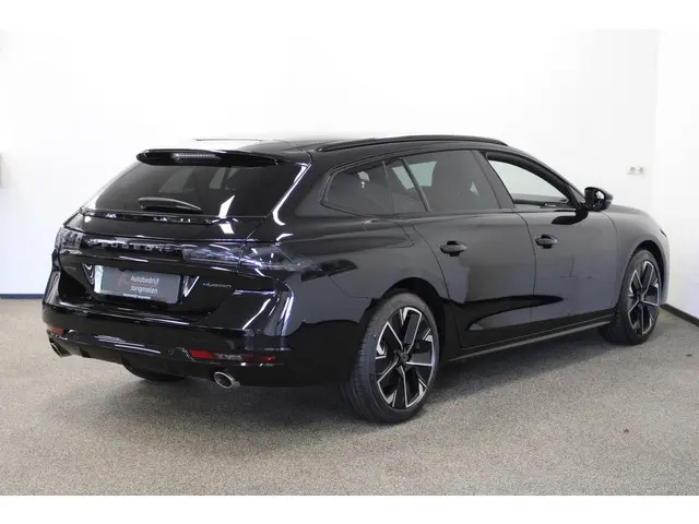 Peugeot 508 1.6 HYbrid 225 Allure