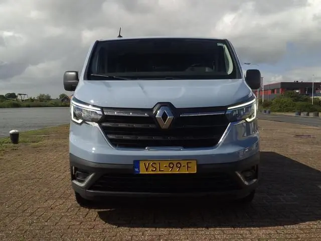 Renault Trafic 2.0 dCi L2H1 DC | Led | Unieke Kleur | Stuur Bediening | Cruise |