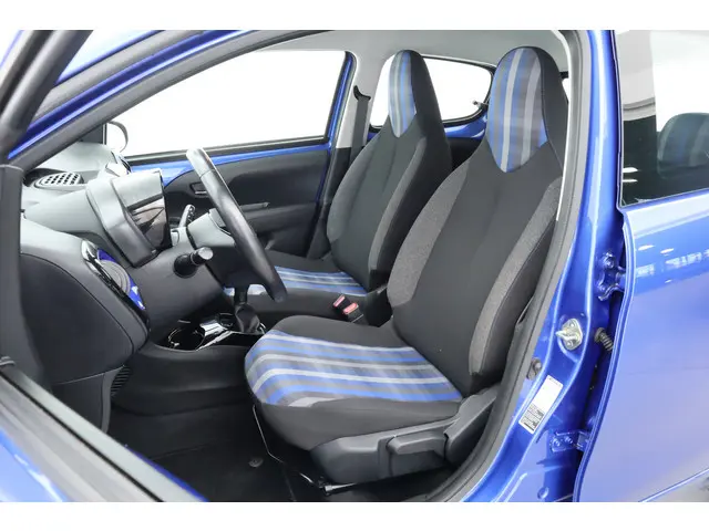 Peugeot 108 1.0 e-VTi 72 PK Allure | Orig. NL | Camera | Nav | Climate | Bluetooth | Keyless | DAB |...