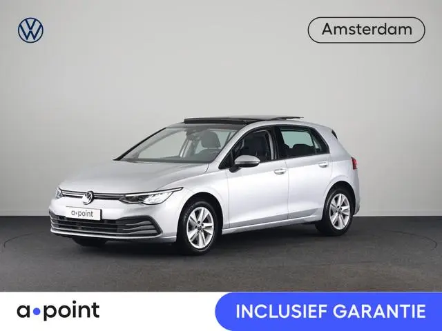 Volkswagen Golf 1.5 TSI Life 130PK | Panoramadak | Navigatie | Wegklapbare trekhaak | Stoelverwarmin...