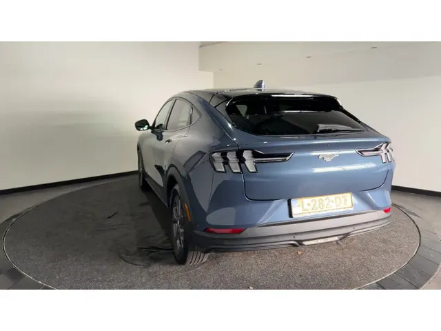 Ford Mustang Mach-E RWD 75 kWh Lederen Bekleding | Technology Pack | Nette Auto! SOH Waarde 93,4%