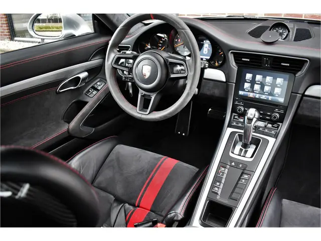 Porsche 911 4.0 GT3 Clubsport | iPE-exhaust | Lift | Chrono | Bose | Schaalzetels