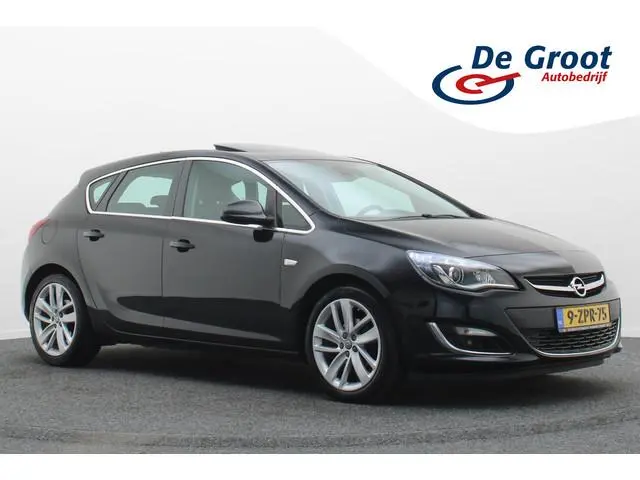 Opel Astra 1.4 Turbo Sport + Eerste Eigenaar, Panoramadak, Camera, Cruise, Bluetooth, Trekhaak, 18''