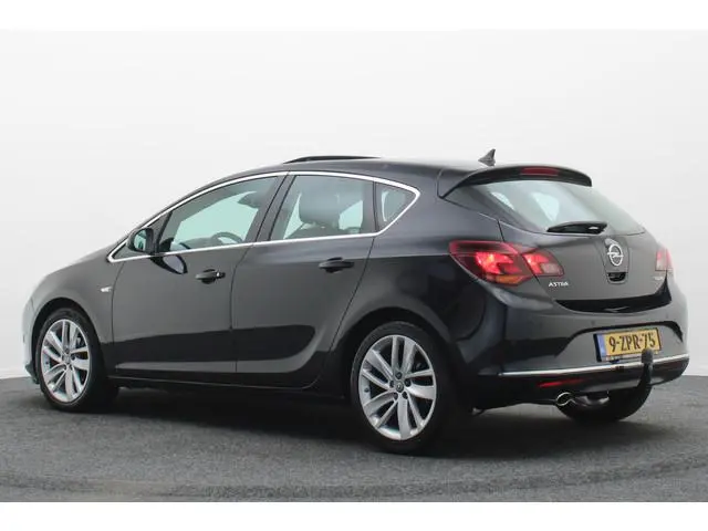 Opel Astra 1.4 Turbo Sport + Eerste Eigenaar, Panoramadak, Camera, Cruise, Bluetooth, Trekhaak, 18''