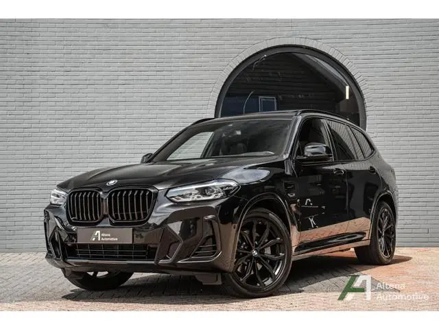 BMW X3 xDrive30e Business Edition Plus M-sport, panorama dak, trekhaak, 20 inch, comfortacces, hifi