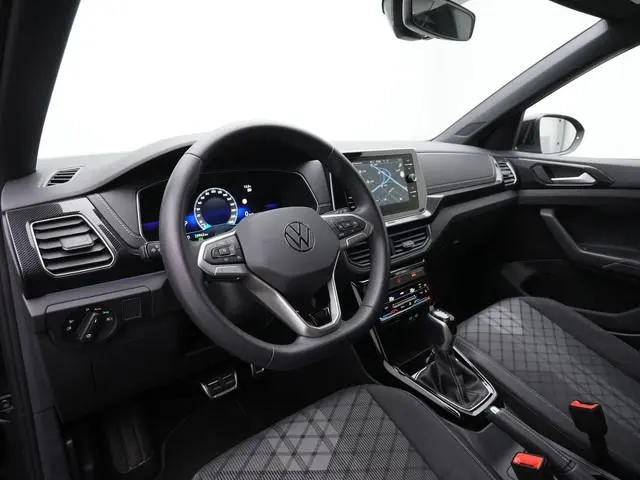 Volkswagen T-Cross 1.5 TSI 150 pk DSG R-Line | Trekhaak | IQ Light | Achteruitrijcamera | Adaptive C...