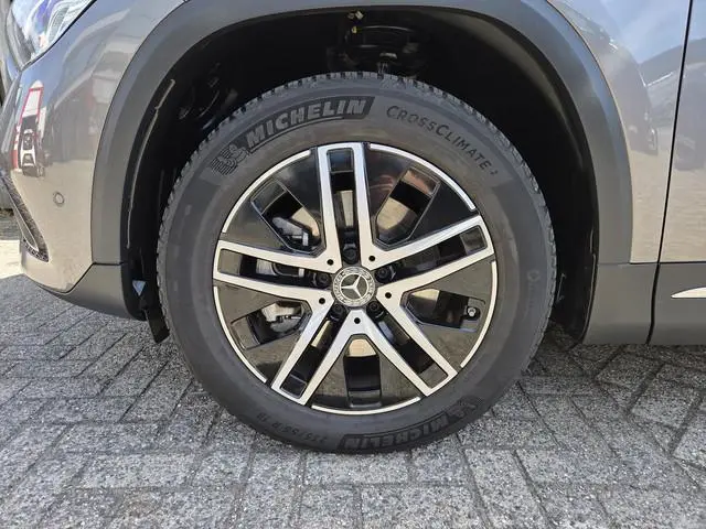 Mercedes-Benz GLA-klasse 250 e Business Solution Luxury Limited 18"/Trekhaak/Sfeerverlichting/Camera...