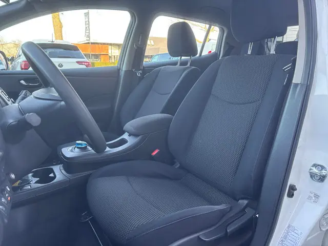 Nissan LEAF Visia 24 kWh | Keyless | Bluetooth | Elektrische Ramen