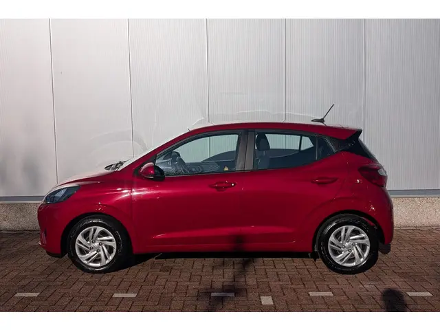 Hyundai i10 1.0 Comfort Navigatie met Apple Carplay & Android Auto, Cruise control