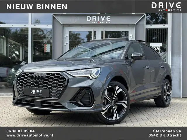 Audi Q3 Sportback 45 TFSI e S-Line |Pano|Memory|Sfeer|ACC|20"|Trekhaak|Daytona-Zwartoptiek