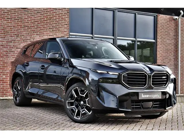 BMW XM
