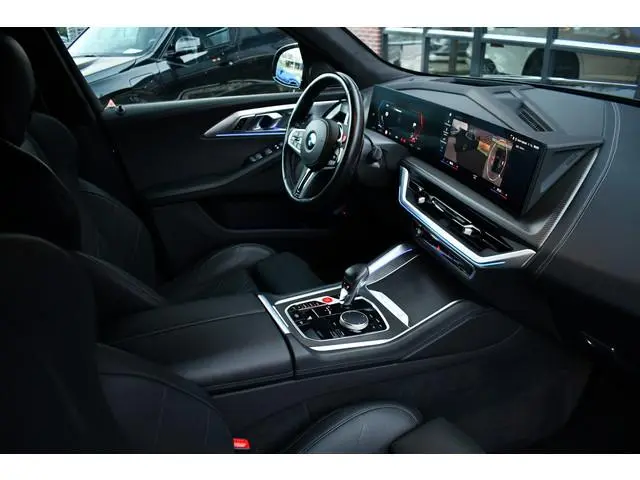 BMW XM
