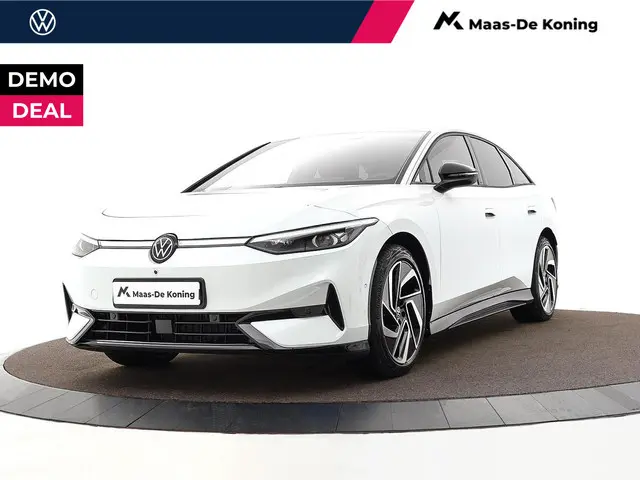 Volkswagen ID.7 Pro Business 286pk 77 kWh · 360 Camera · Head-Up · Alarm · Elek. Trekhaak · Keyless...