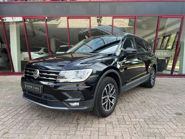 Volkswagen Tiguan Allspace 1.5 TSI Comfortline Business 7p. | Trekhaak | ACC | PDC | Camera | Elek....