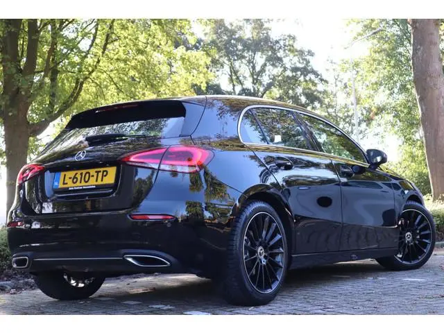 Mercedes-Benz A-klasse 180 Business Solution Luxury | Sfeerverlichting | Camera |