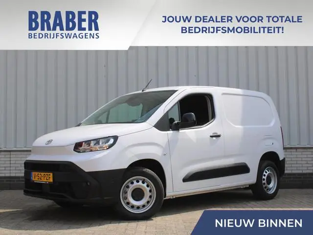 Toyota PROACE CITY 1.5 D-4D L1 Professional | Automaat | 3-zits | Clima | Navi | Camera | Cruise | D...
