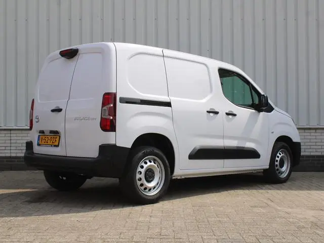Toyota pro-ace