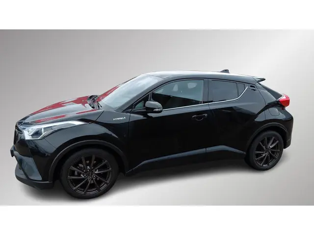Toyota C-HR 1.8 Hybrid Dynamic, Parkeersensoren, Dealer onderhouden, Navigatie, Camera