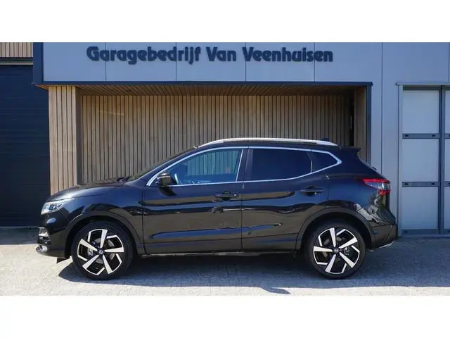 Nissan Qashqai 1.3 DIG-T 160pk Automaat Tekna Pano.Dak Leder 360-View 19inch LM LED *NL auto* 1e eig...