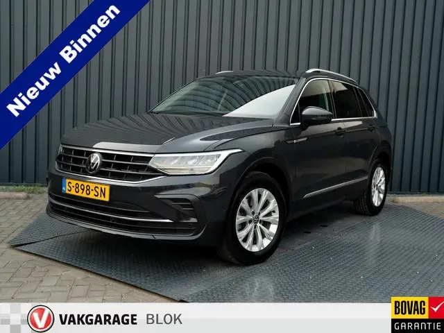Volkswagen Tiguan 1.5 TSI Life Business | Camera | Elk. A-klep | Side Assist | Keyless | Prijs Rijkl...