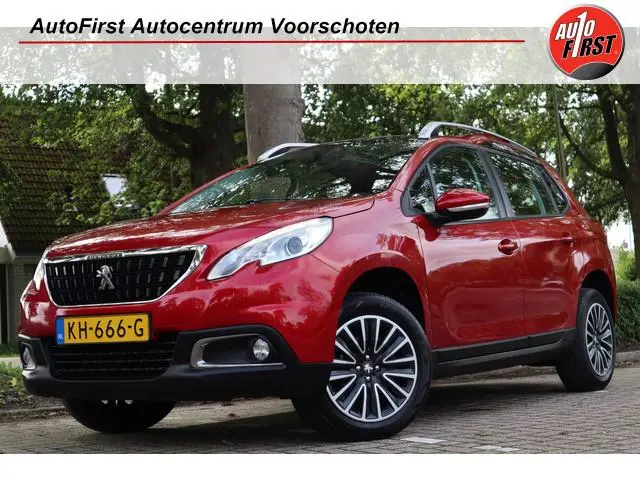 Peugeot 2008 1.2 PureTech Blue Lion | Panoramadak | Trekhaak | Navi |