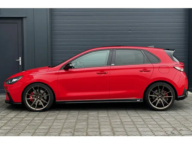 Hyundai i30 2.0 T-GDI N2 Performance 275pk PANO 19" LED VOL!