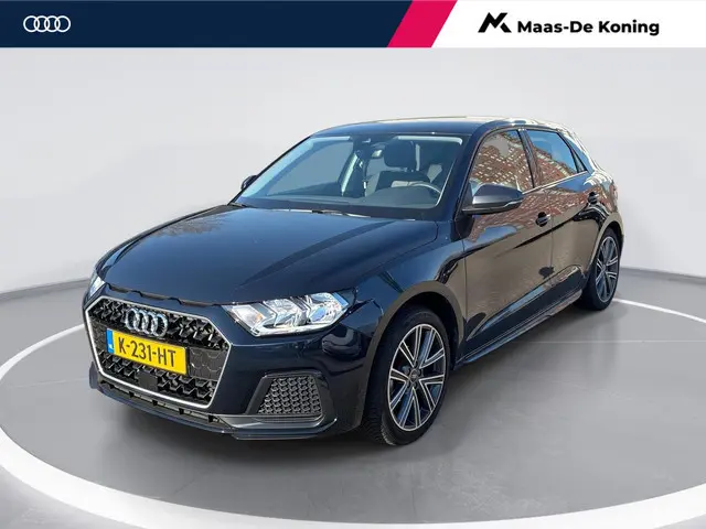 Audi A1 Sportback 25 TFSI 95pk epic · Apple/Android Car Play · Clima · Parkeersensoren · 17'' Velgen...