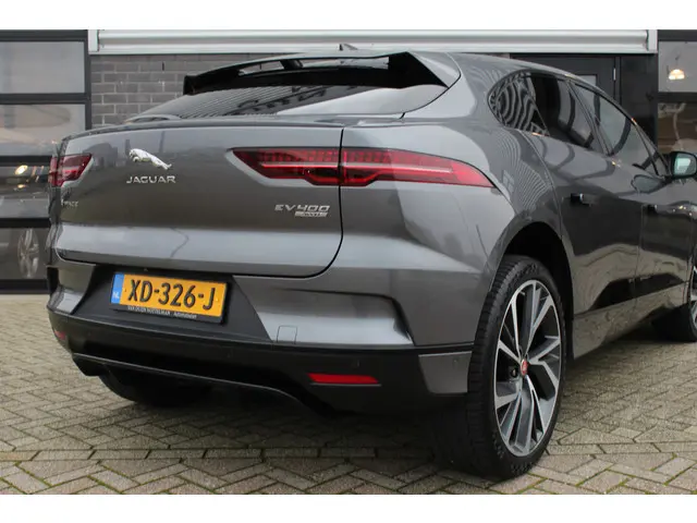 Jaguar I-PACE