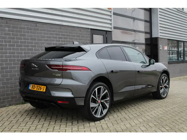 Jaguar I-PACE