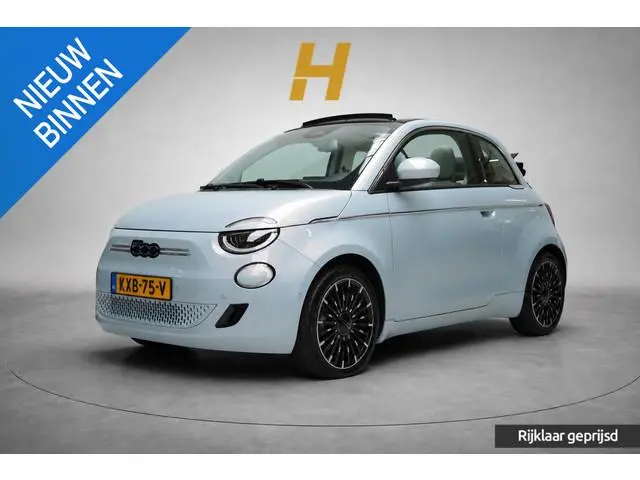 Fiat 500e Cabrio La Prima by Bocelli 42 kWh | SoH 94,9% | Navigatie | Carplay | Camera | Stoelverwar...