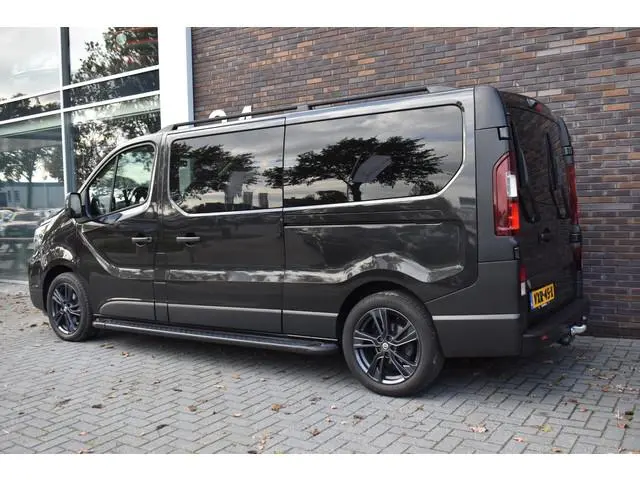 Nissan Primastar 2.0 dCi 170pk D.C L2H1 N-Connecta