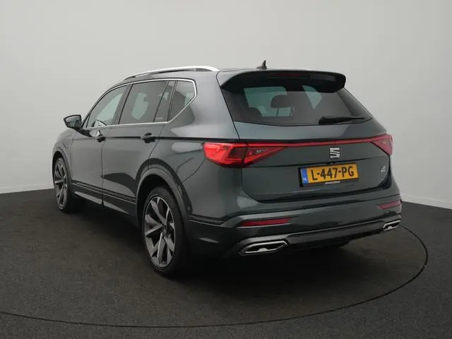 SEAT Tarraco 1.4 TSI e-Hybrid PHEV FR - RIJKLAARPRIJS - Plug-in Hybride - All Seasonbanden - Rondomz...