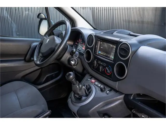 Peugeot Partner | Camera | Navi | Airco | Trekhaak