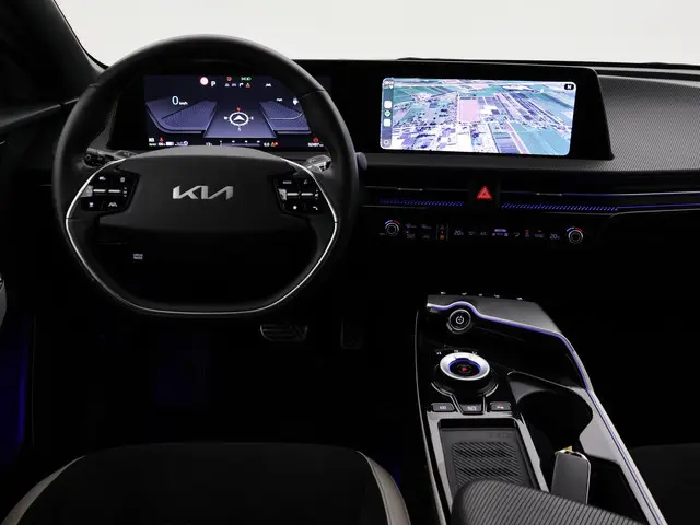 Kia EV6 GT-LINE 77.4 kWh + SCHUIFDAK | MERIDIAN | HEAD-UP | STOELVENTILATIE | STOEL/STUURVERWARMING