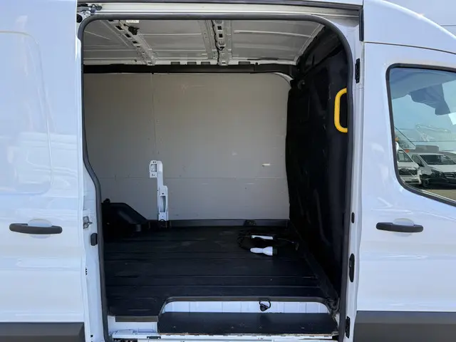 Ford E-Transit