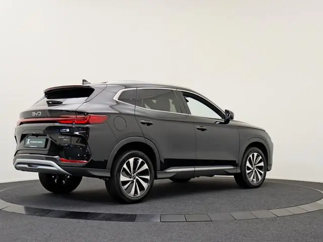 BYD SEAL U