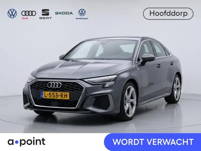 Audi A3 Limousine 35 TFSI S edition 150 pk S-tronic | Navigatie | Trekhaak (afneembaar) | Parkeersen...